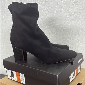 DKNY Black Heeled Boots Sleek Stretchy Design